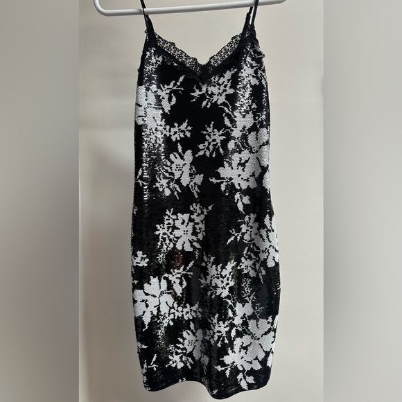 MICHAEL Michael Kors Floral Sequined Slip Dress - Picture 3 of 3